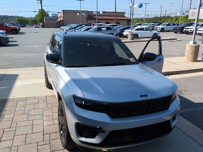 Used 2025 Jeep Grand Cherokee Summit w/ Adv Protech Group IV