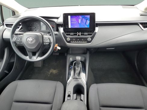 Used 2024 Toyota Corolla LE FWD image 8
