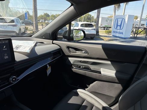 New 2026 Honda Prologue Touring image 11