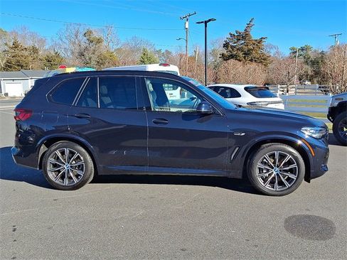 Used 2023 BMW X5 xDrive45e w/ M Sport Package image 10