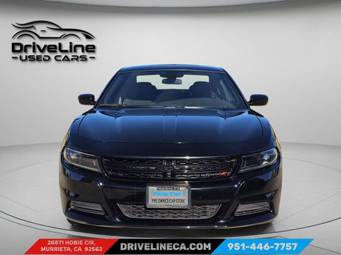 Used 2023 Dodge Charger SXT image 2