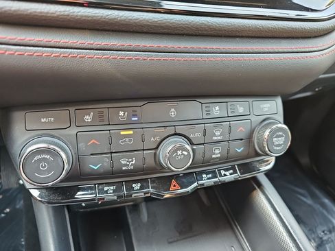 Used 2023 Dodge Durango R/T AWD/4WD image 22