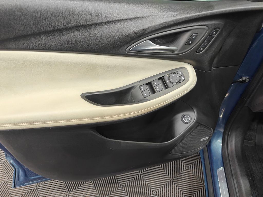 Used 2024 Buick Encore GX Avenir w/ Avenir Technology Package AWD/4WD image 52