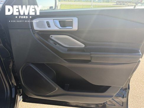 Used 2020 Ford Explorer ST w/ ST Street Pack AWD/4WD image 55