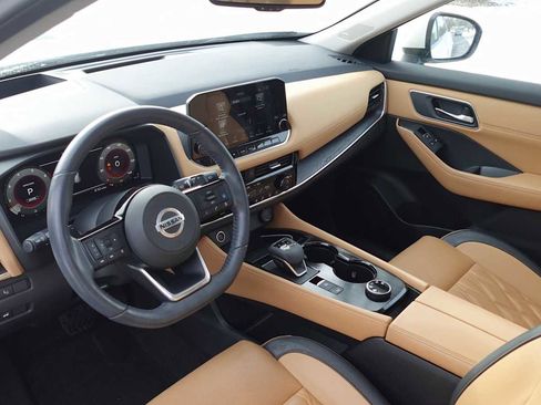 Used 2021 Nissan Rogue Platinum image 31