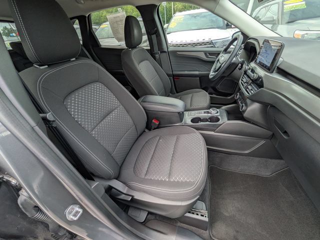 Certified 2023 Ford Escape Active AWD/4WD image 22