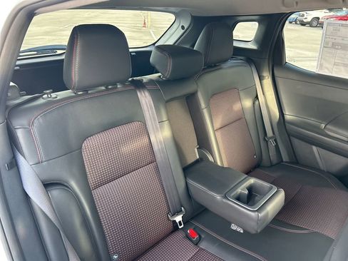 New 2026 Nissan Kicks SR FWD image 46