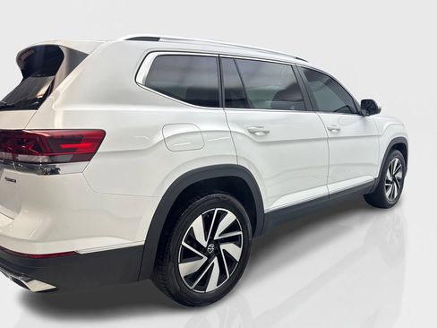 Used 2025 Volkswagen Atlas SEL AWD/4WD image 13