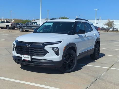 New 2026 Chevrolet TrailBlazer LT image 1