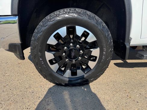 Used 2020 Chevrolet Silverado 2500 LT w/ All Star Edition image 9