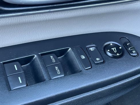 Used 2018 Honda CR-V EX-L image 13