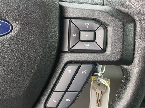 Used 2017 Ford F150 XLT w/ Equipment Group 302A Luxury image 30