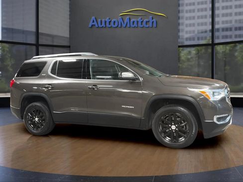 Used 2019 GMC Acadia SLT AWD/4WD image 13