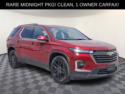 Used 2023 Chevrolet Traverse LT