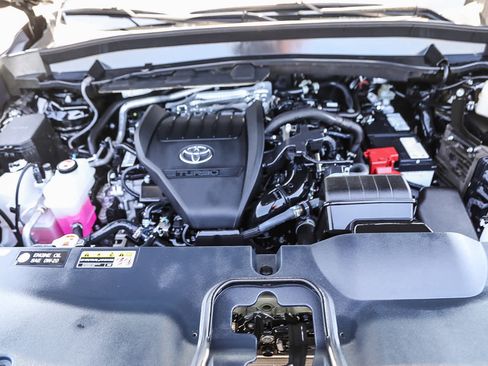 Certified 2024 Toyota Grand Highlander FWD image 28