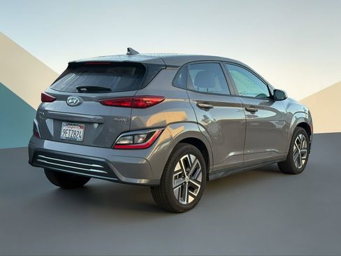 Used 2023 Hyundai Kona SE w/ Cargo Package image 23