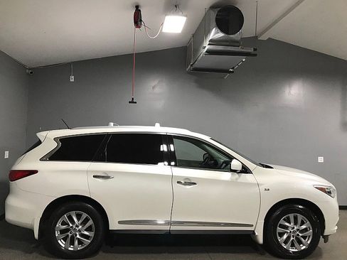 Used 2015 INFINITI QX60 Luxe w/ Premium Plus Package AWD/4WD image 2