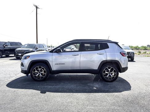 Used 2025 Jeep Compass Limited AWD/4WD image 14