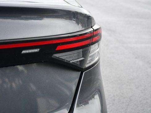 Used 2023 Honda Accord LX image 29