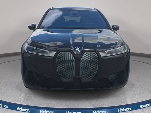 Certified 2024 BMW iX xDrive50 w/ Premium Package AWD/4WD image 2
