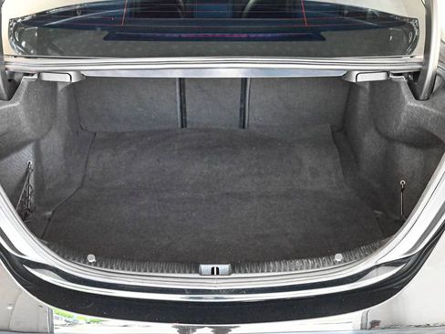 Used 2017 Mercedes-Benz C 63 AMG Sedan image 41
