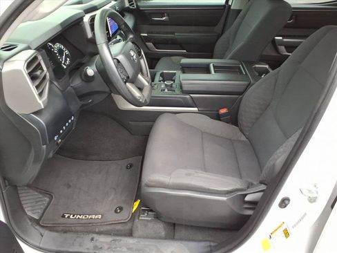Used 2023 Toyota Tundra SR5 w/ SR5 Convenience Package AWD/4WD image 11