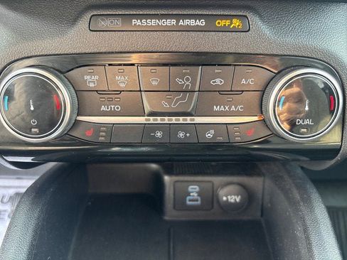 Used 2022 Ford Escape SE w/ Convenience Package image 14