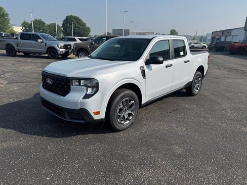 New 2026 Ford Maverick XLT w/ Equipment Group 301A AWD/4WD image 7