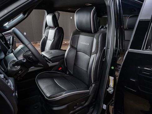 Used 2025 RAM 3500 Laramie w/ Night Edition image 30