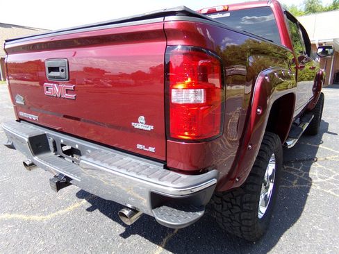 Used 2016 GMC Sierra 1500 SLE w/ SLE Value Package AWD/4WD image 7