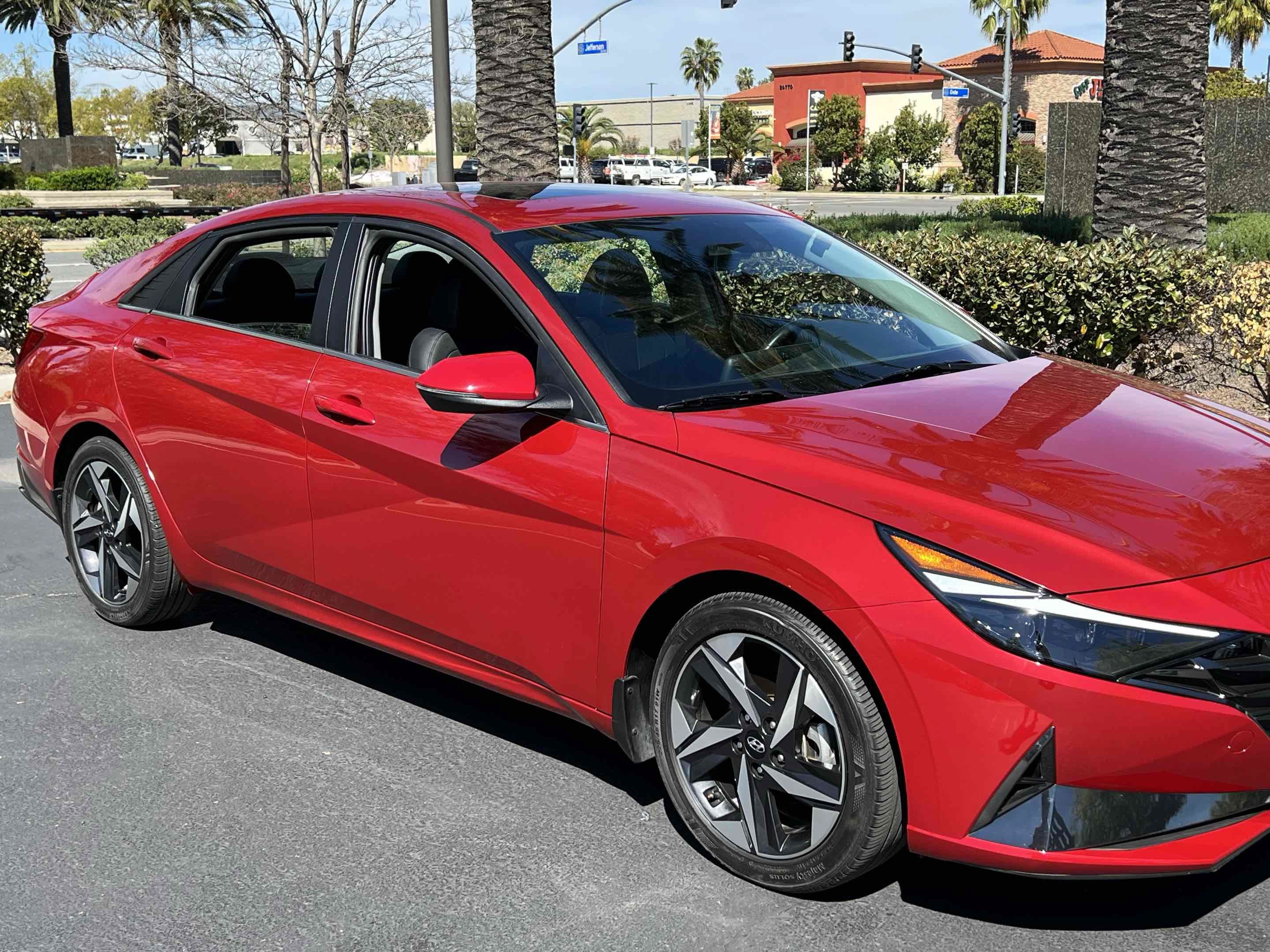 Used 2023 Hyundai Elantra Limited FWD image 70