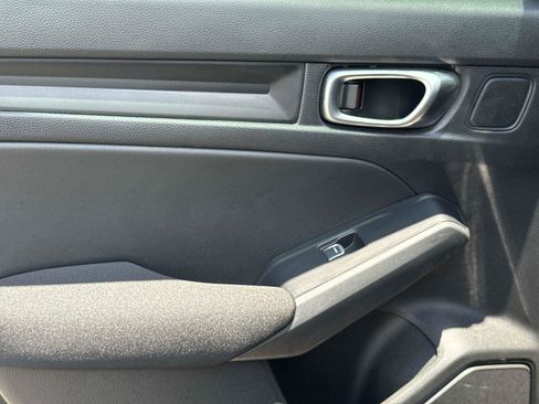 Certified 2024 Honda Civic EX image 12