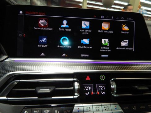 Used 2023 BMW X6 xDrive40i w/ M Sport Package image 16