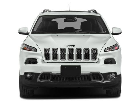 Used 2018 Jeep Cherokee Limited image 15