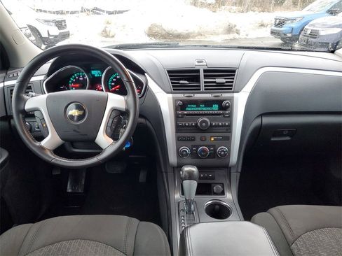 Used 2011 Chevrolet Traverse LT w/ Personal Connectivity Package image 14