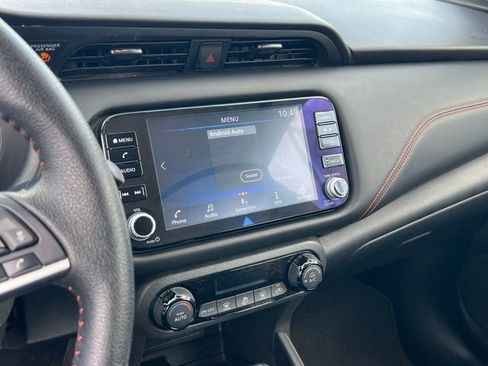 Used 2022 Nissan Kicks SR FWD image 18