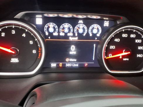 Used 2021 Chevrolet Tahoe High Country w/ Premium Package image 17