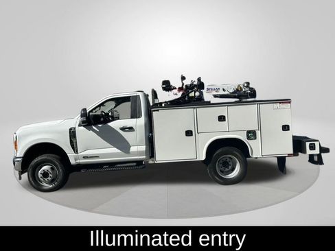 Used 2023 Ford F350 XL w/ Snow Plow Prep Package image 8