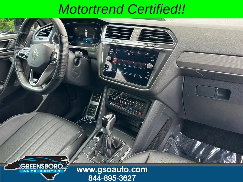 Used 2024 Volkswagen Tiguan SE R-Line FWD image 17