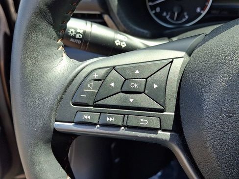 Certified 2020 Nissan Sentra SR FWD image 22
