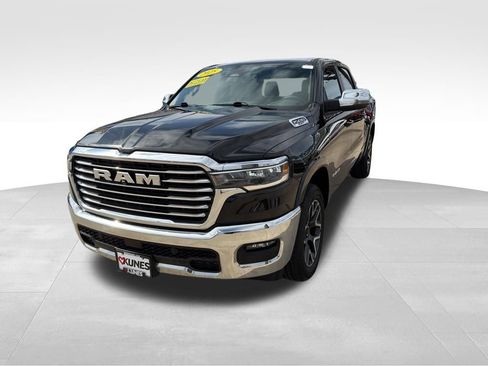 Used 2025 RAM 1500 Laramie image 5
