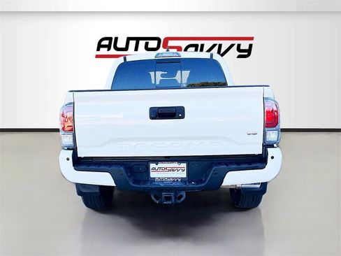 Used 2023 Toyota Tacoma TRD Off-Road image 6