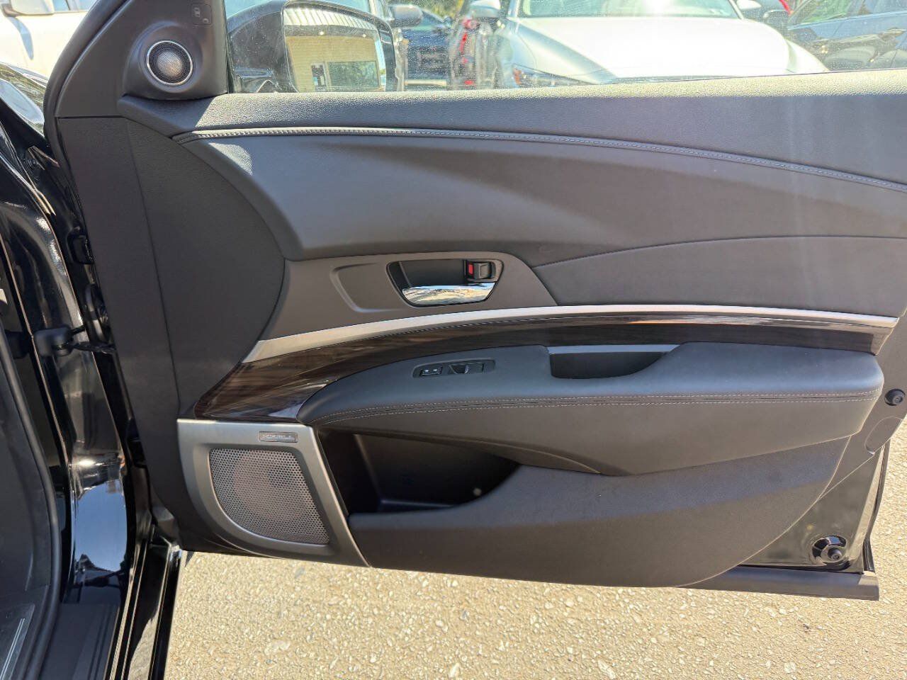 Used 2015 Acura RLX w/ Advance Package FWD image 39