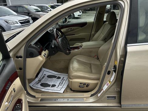 Used 2007 Lexus LS 460 image 12