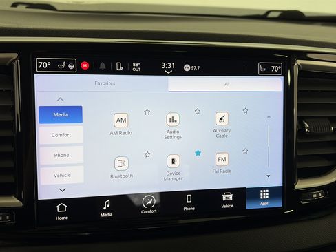 Used 2023 Chrysler Pacifica Touring-L FWD image 21