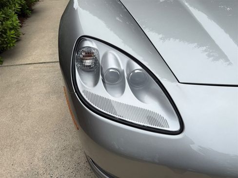 Used 2008 Chevrolet Corvette Convertible w/ Preferred Equipment Group RWD image 15