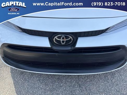 Used 2024 Toyota Corolla LE image 10