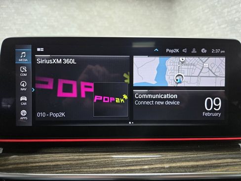 Used 2021 BMW 530e xDrive w/ M Sport Package image 22