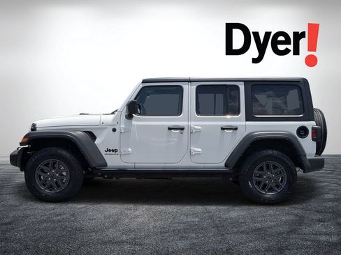 Used 2025 Jeep Wrangler Unlimited Sport AWD/4WD image 7