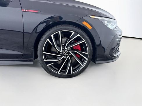 Used 2024 Volkswagen GTI Autobahn FWD image 33